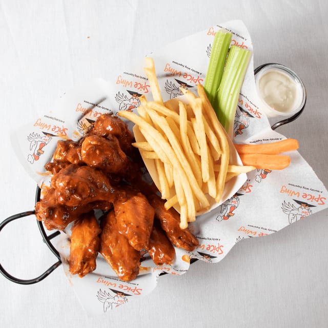 20 Pieces Wing Combo Daily Special.